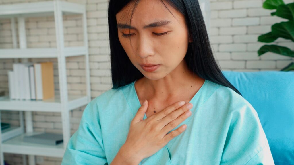 Shortness of Breath: Symptoms, Causes & When to Call 911